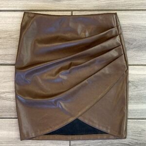 Elegant Brown Leather Mini Skirt